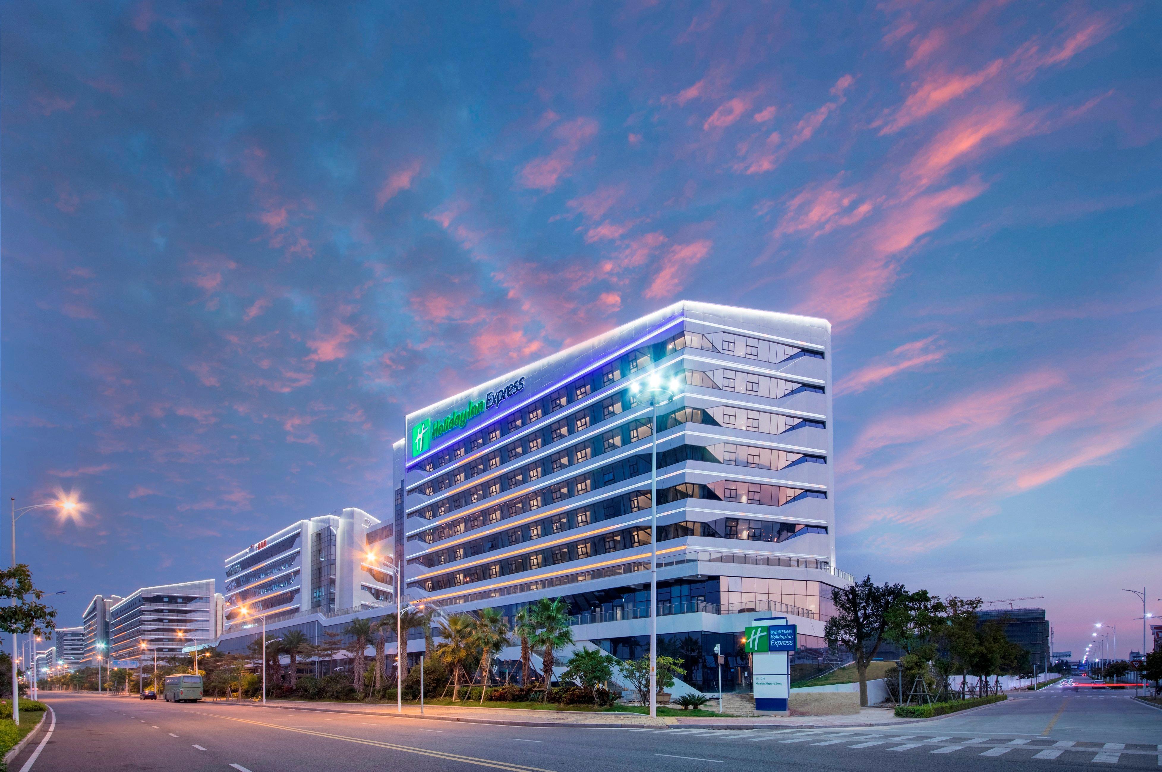 Holiday Inn Express Xiamen Airport Zone, An Ihg Hotel Exterior photo