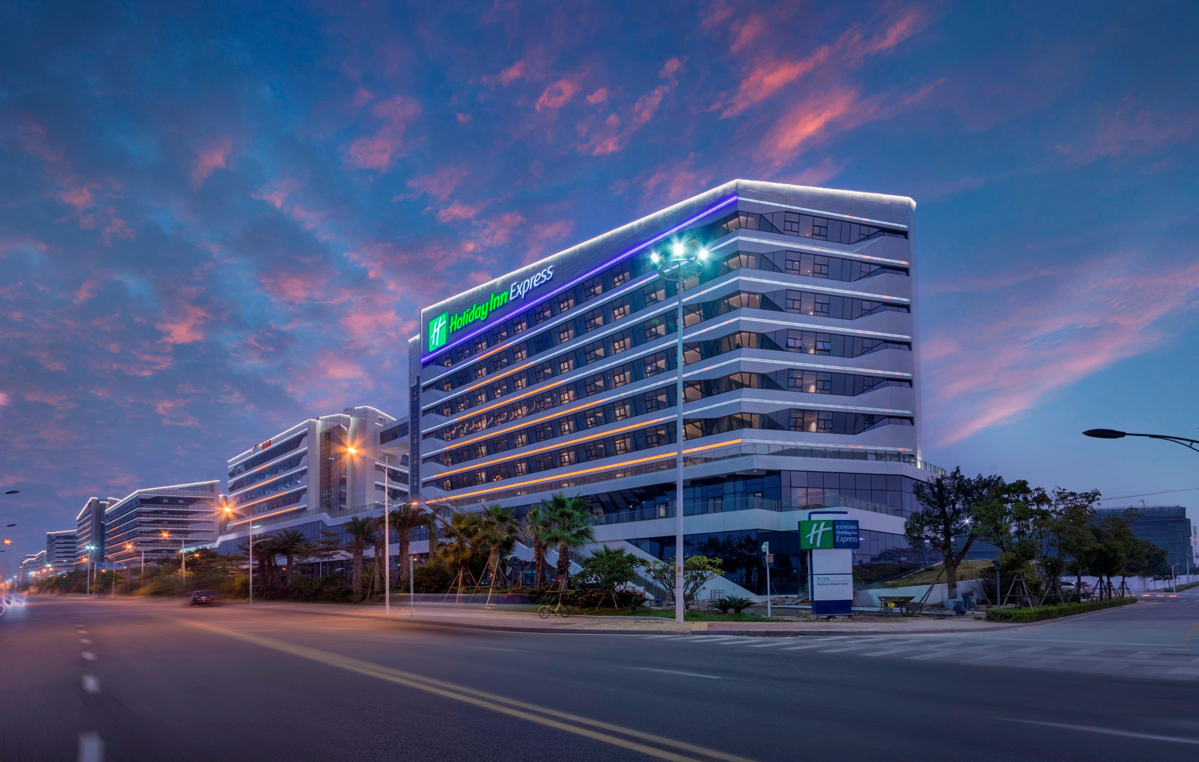 Holiday Inn Express Xiamen Airport Zone, An Ihg Hotel Exterior photo